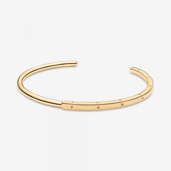 Pandora Signature I-D bangle Gold plated 569493C00